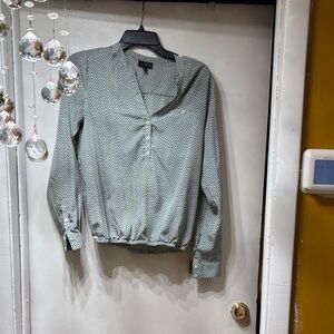 The Limited Light Green Chevron-Print Long Sleeve Button Placket Shirt